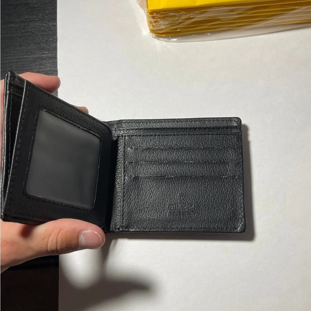 Gucci wallet - Picture 4 of 5